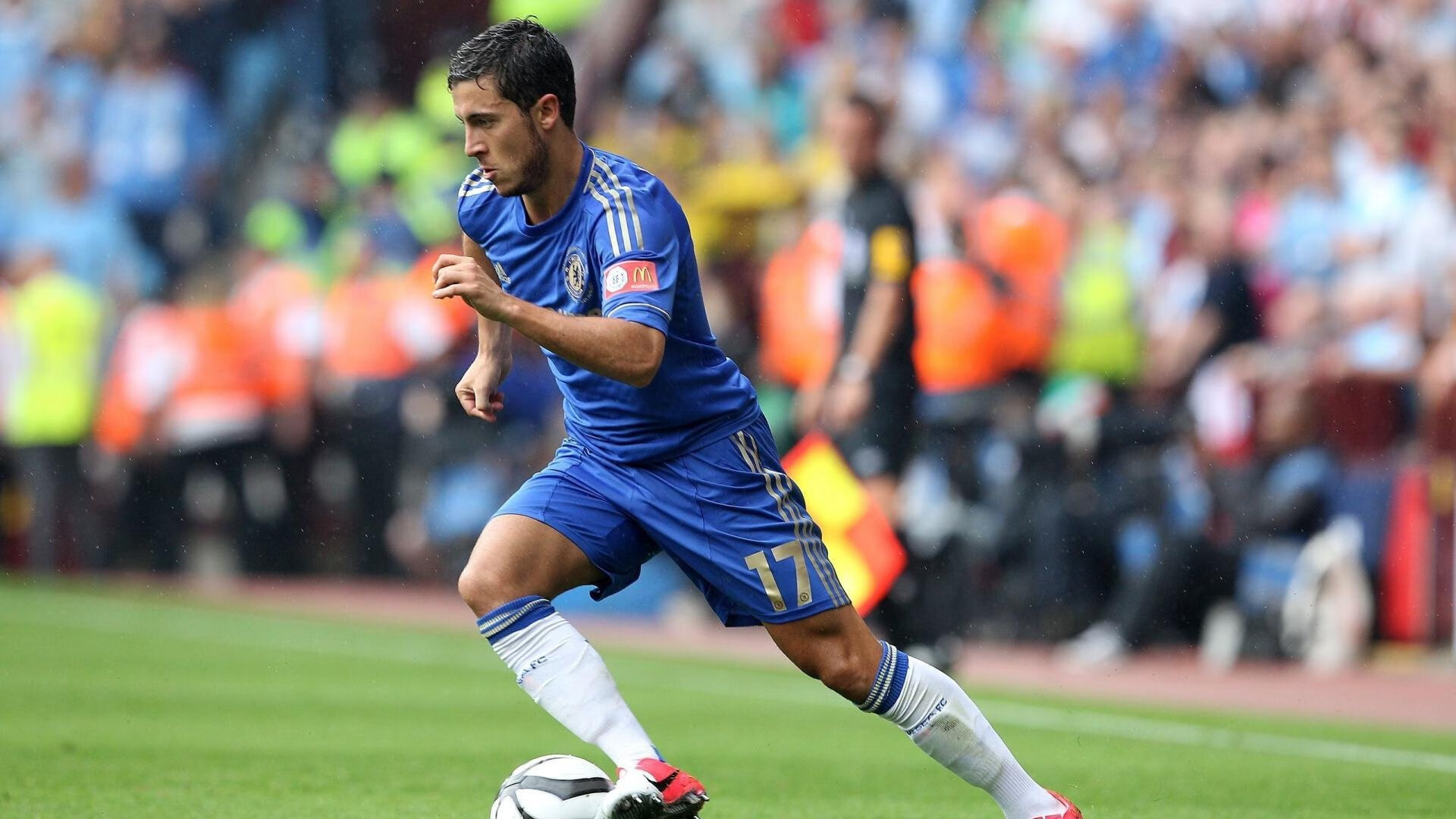 公牛外线爆发，关键时刻三分雨锁胜局，公牛yi