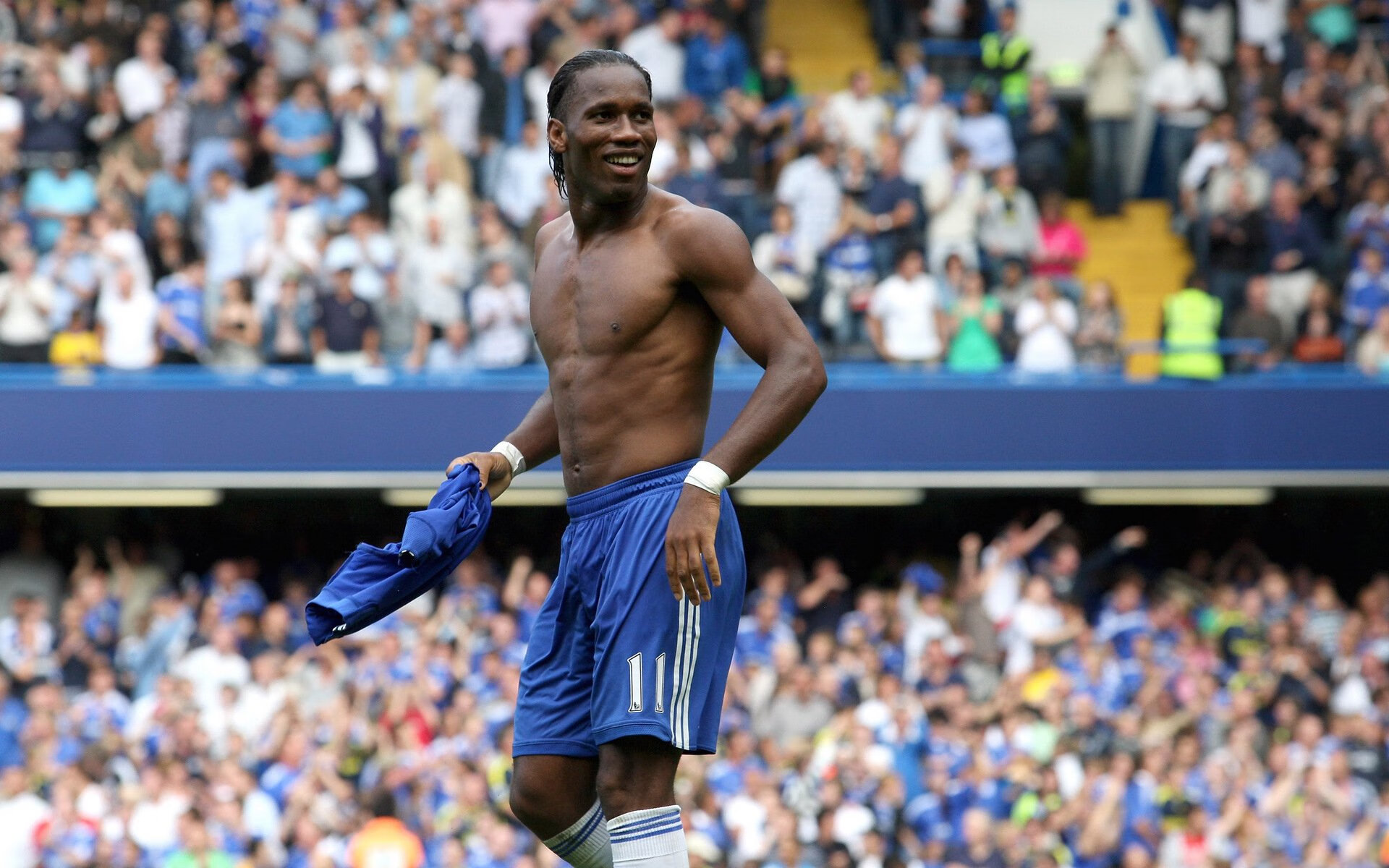 九游游戏中心-俱乐部在球场设施上投入升级改善观众体验，俱乐部足球场